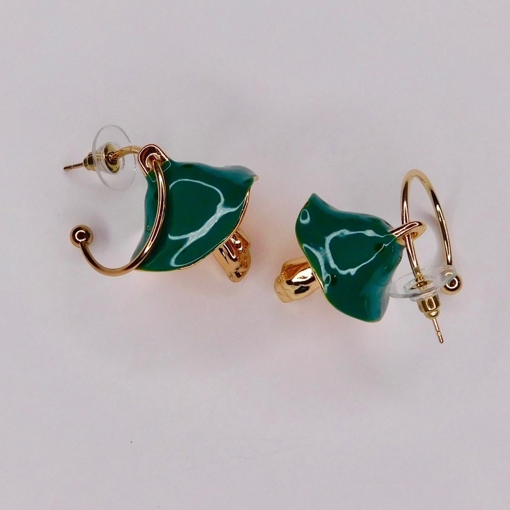 NEW! Dotted Mushroom Gold Metallic Earrings Mushrooms Dangle Dangling Teal Green
